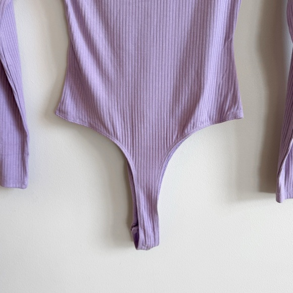ASTR • Cutout Bodysuit in Purple - Picture 8 of 11